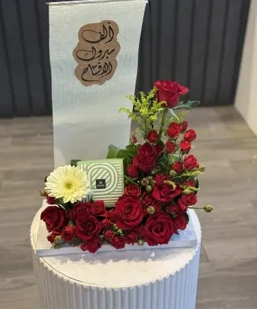 بوكسات وتنسيقات أكريليك فاخرة | هدايا شركات راقية
